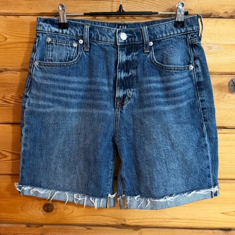 Gap Long Blue Jeans shorts size 27